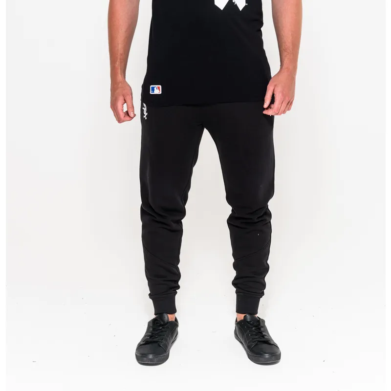 kalhoty-dlouhe-kalhoty-cerna-track-pant-chicago-white-sox-mlb-new-era kalhoty-dlouhe-kalhoty-cerna-track-pant-chicago-white-sox-mlb-new-era
