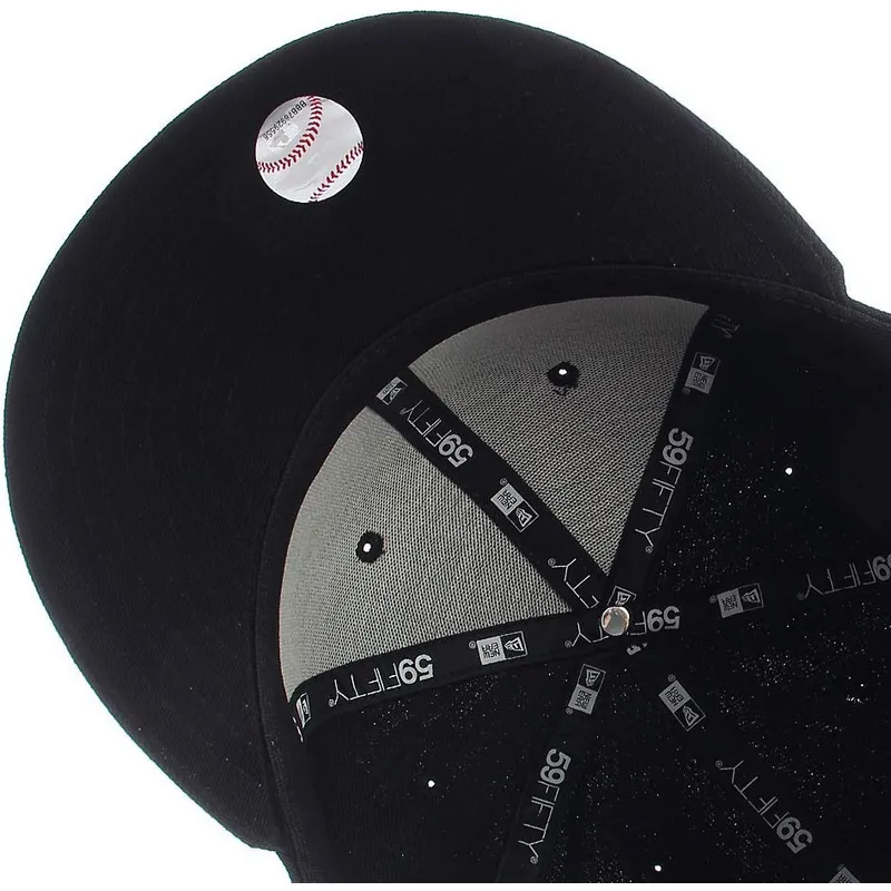 cepice-rovna-cerna-prilehava-59fifty-essential-boston-red-sox-mlb-new-era