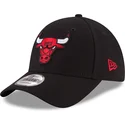 svart-justerbar-kurvad-keps-9forty-the-league-fran-chicago-bulls-nba-av-new-era