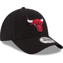 svart-justerbar-kurvad-keps-9forty-the-league-fran-chicago-bulls-nba-av-new-era