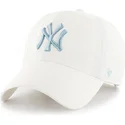 cepice-zaoblena-bila-nastavitelny-pasek-new-york-yankees-mlb-47-brand