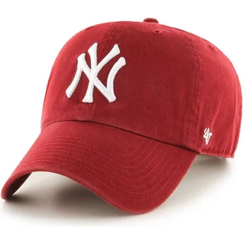 Σκούρο κόκκινο καπέλο με κυρτό γείσο New York Yankees MLB Clean Up από 47 Brand