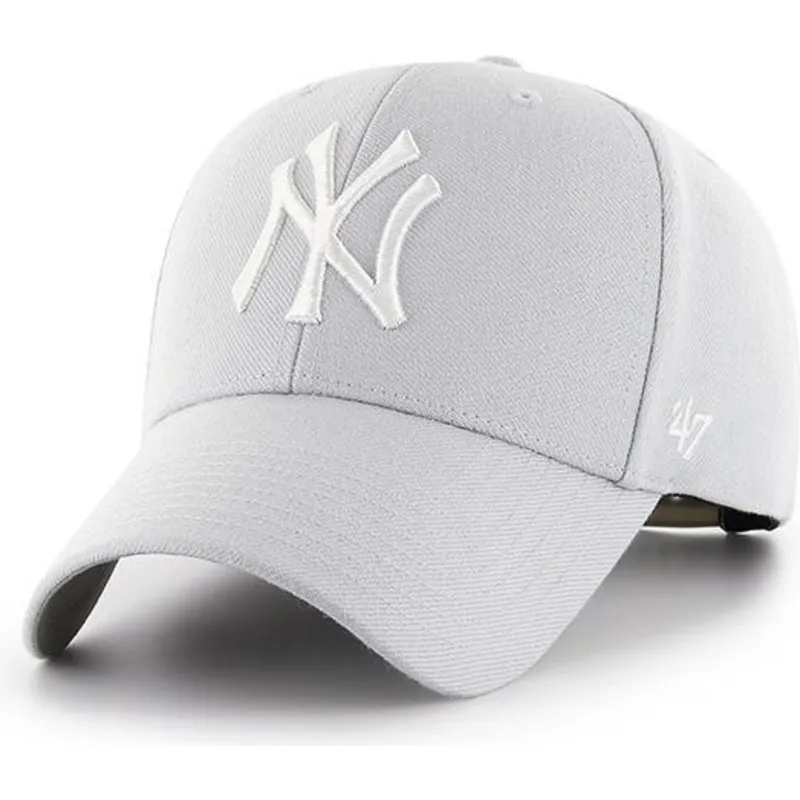 cepice-zaoblena-seda-snapback-plata-new-york-yankees-mlb-47-brand