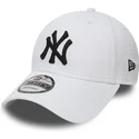 vit-justerbar-kurvad-keps-9forty-essential-fran-new-york-yankees-mlb-av-new-era