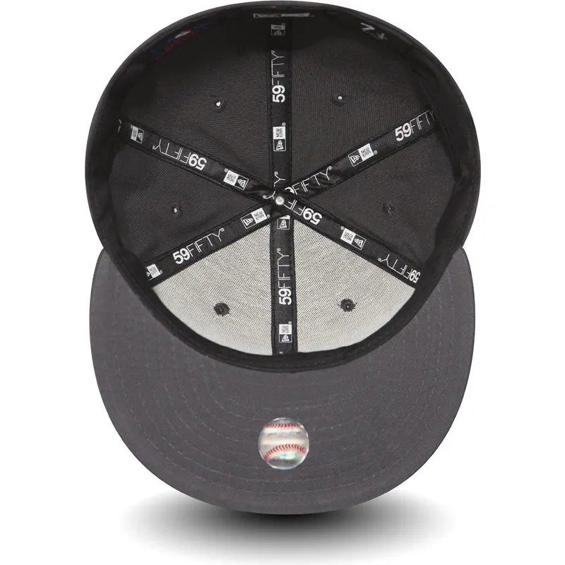 platt-keps-sten-justerad-59fifty-essential-new-york-yankees-mlb-fran-new-era