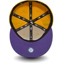 gul-platt-keps-justerad-59fifty-essential-los-angeles-lakers-nba-fran-new-era