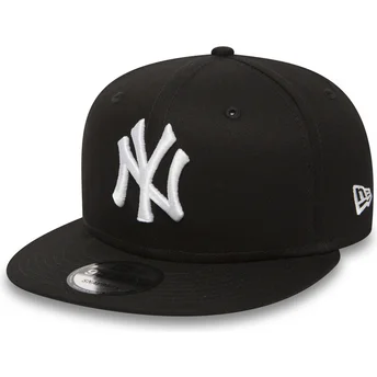 cepice-rovna-cerna-snapback-ajustable-9fifty-white-on-black-new-york-yankees-mlb-new-era