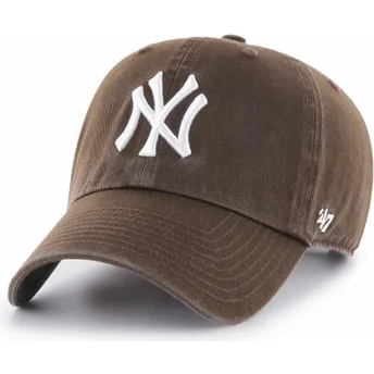 Σκούρο καφέ καπέλο με καμπύλη New York Yankees MLB Clean Up της 47 Brand