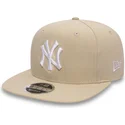 cepice-rovna-ruzova-snapback-9fifty-lightweight-essential-new-york-yankees-mlb-new-era