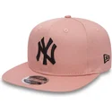 rosa-verstellbare-flat-cap-mit-schwarzem-logo-9fifty-true-originators-der-new-york-yankees-mlb-von-new-era