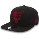 cepice-rovna-cerna-snapback-9fifty-chain-stitch-chicago-bulls-nba-new-era