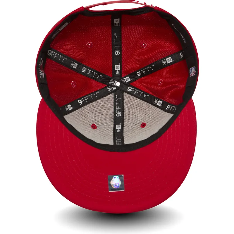 cepice-rovna-cervena-snapback-9fifty-mesh-chicago-bulls-nba-new-era