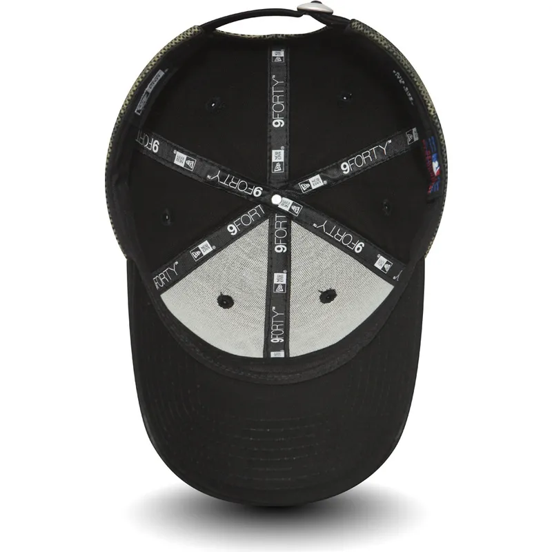 cepice-zaoblena-maskacova-nastavitelny-9forty-mesh-overlay-new-york-yankees-mlb-new-era