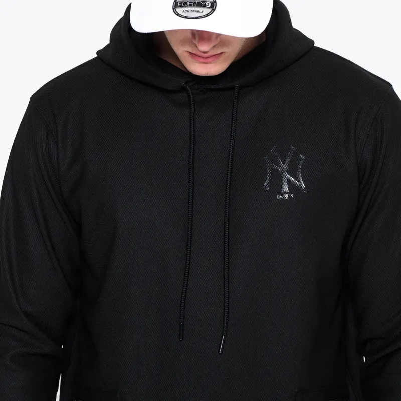mikiny-s-kapuci-cerna-pullover-hoody-stealth-new-york-yankees-mlb-new-era