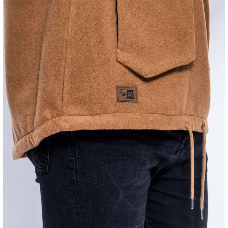 mikiny-s-kapuci-hneda-pullover-hoody-premium-classics-new-era mikiny-s-kapuci-hneda-pullover-hoody-premium-classics-new-era