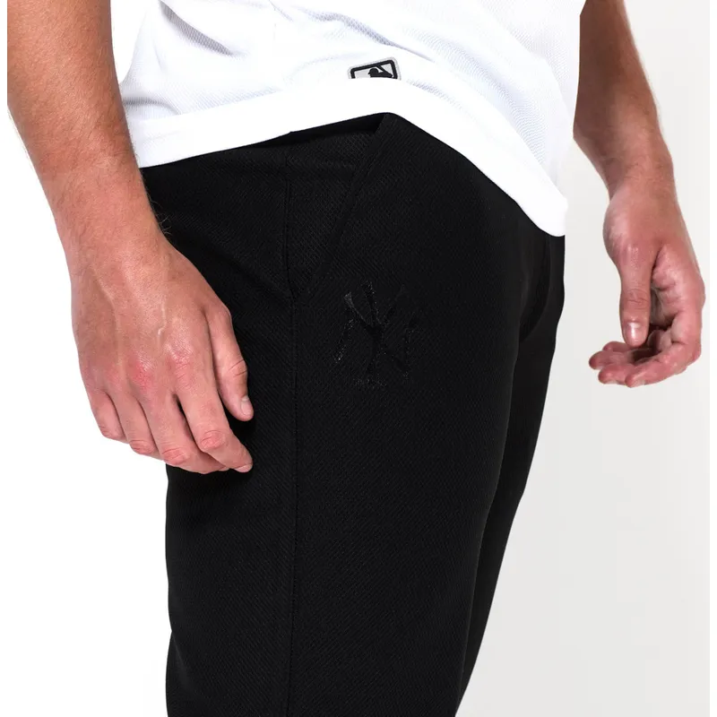 kalhoty-dlouhe-kalhoty-cerna-jogger-stealth-new-york-yankees-mlb-new-era