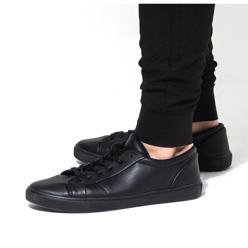 kalhoty-dlouhe-kalhoty-cerna-jogger-stealth-new-york-yankees-mlb-new-era