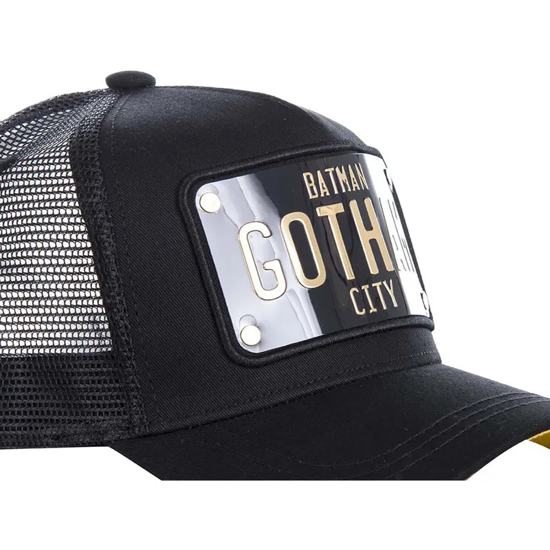 svart-trucker-keps-med-batman-gotham-city-platta-batp1-dc-comics-fran-capslab