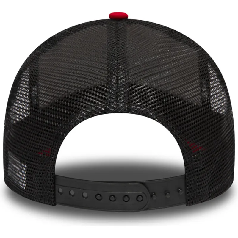 cepice-zaoblena-cervena-snapback-patch-a-frame-new-era