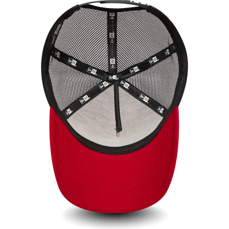 cepice-zaoblena-cervena-snapback-patch-a-frame-new-era