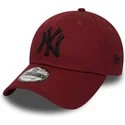 cepice-zaoblena-cervena-nastavitelny-9forty-essential-new-york-yankees-mlb-new-era