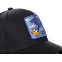 schwarze-snapback-kappe-mit-gebogenem-schirm-correcaminos-roa3-looney-tunes-von-capslab