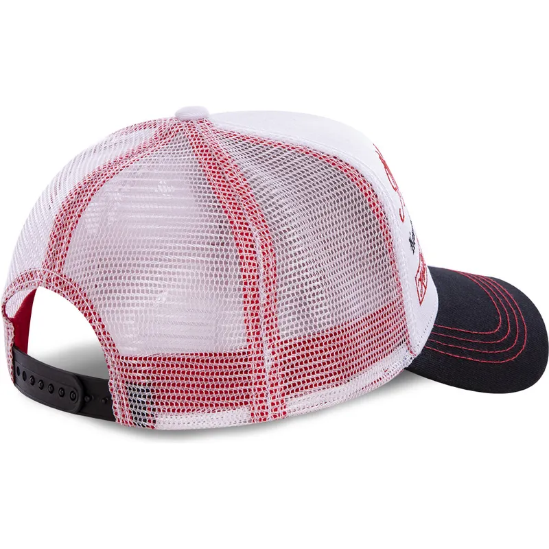 cepice-zaoblena-bila-snapback-mcqred-von-dutch