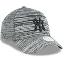 cepice-zaoblena-seda-snapback-ajustable-9forty-engineered-fit-new-york-yankees-mlb-new-era