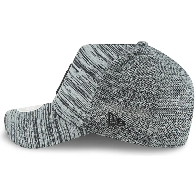 cepice-zaoblena-seda-snapback-ajustable-9forty-engineered-fit-new-york-yankees-mlb-new-era cepice-zaoblena-seda-snapback-ajustable-9forty-engineered-fit-new-york-yankees-mlb-new-era
