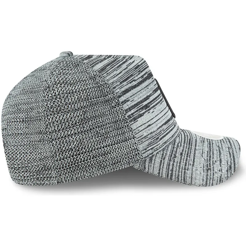 cepice-zaoblena-seda-snapback-ajustable-9forty-engineered-fit-new-york-yankees-mlb-new-era cepice-zaoblena-seda-snapback-ajustable-9forty-engineered-fit-new-york-yankees-mlb-new-era