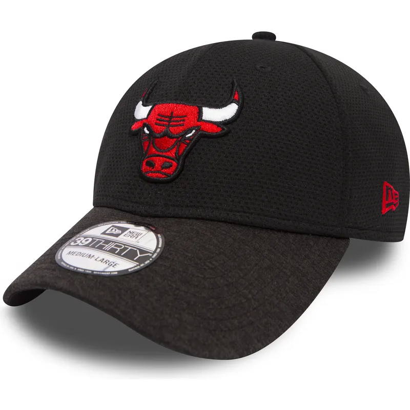 cepice-zaoblena-cerna-prilehava-39thirty-shadow-tech-chicago-bulls-nba-new-era