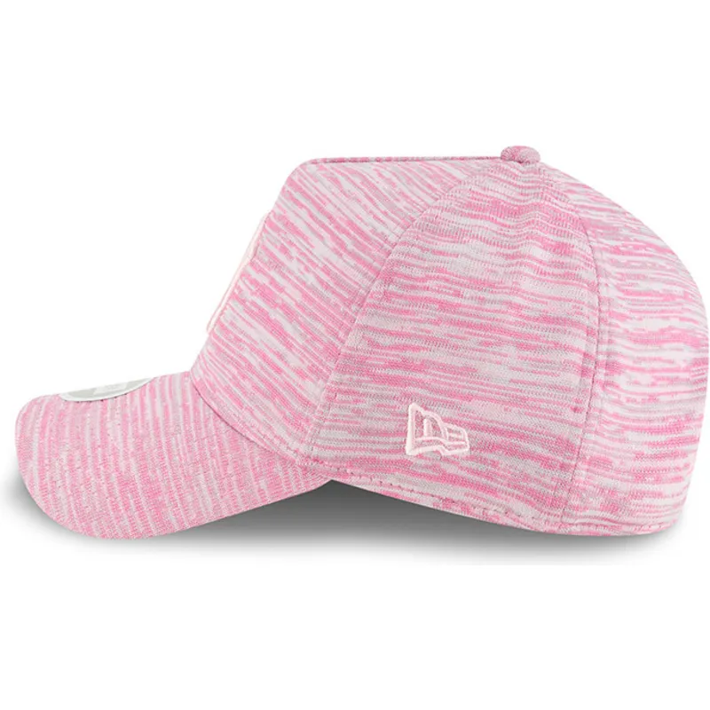 cepice-zaoblena-ruzova-snapback-ajustable-9forty-a-frame-engineered-fit-new-york-yankees-mlb-new-era
