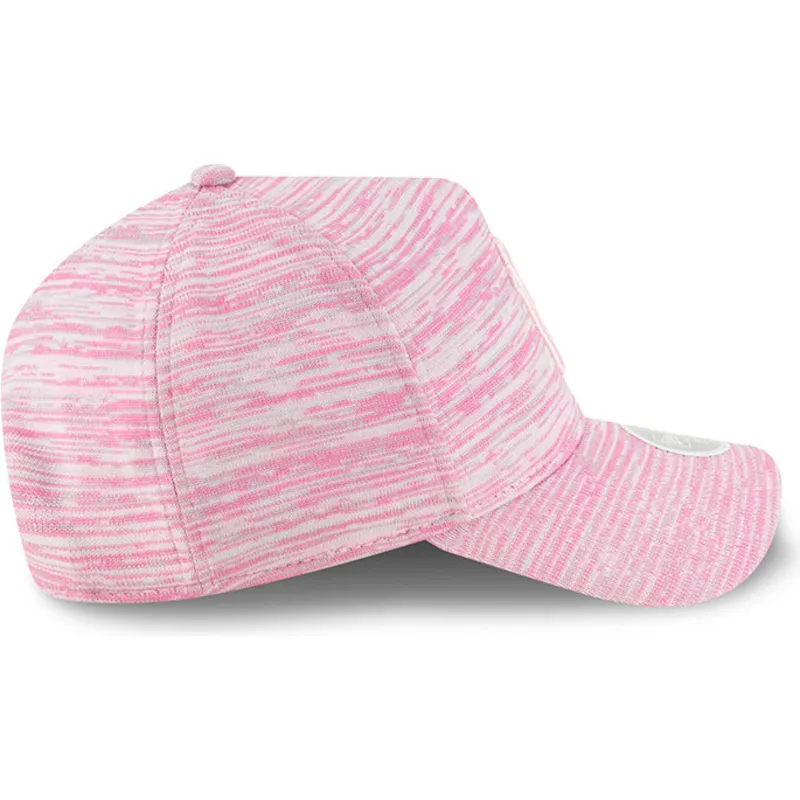 cepice-zaoblena-ruzova-snapback-ajustable-9forty-a-frame-engineered-fit-new-york-yankees-mlb-new-era