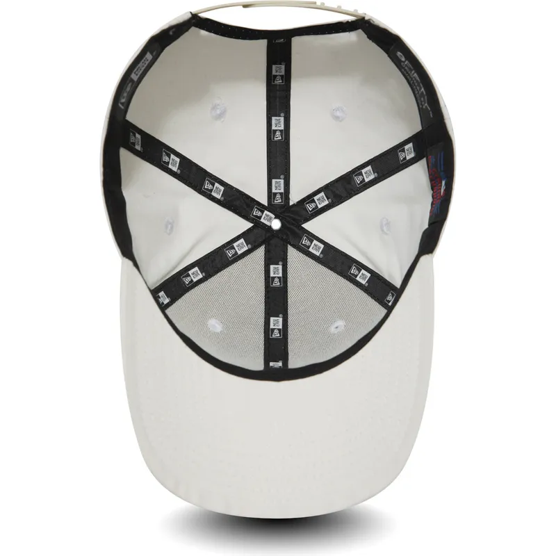 cepice-zaoblena-bila-snapback-9fifty-nylon-pre-curved-fit-new-york-yankees-mlb-new-era
