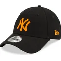 verstellbare-schwarze-kappe-mit-gebogenem-schirm-und-orangem-logo-9forty-league-essential-neon-der-new-york-yankees-mlb-von-new-