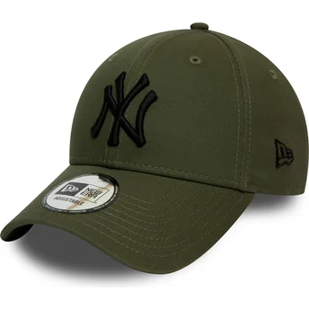 cepice-zaoblena-zelena-nastavitelny-9forty-league-essential-new-york-yankees-mlb-new-era