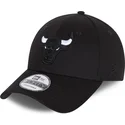 schwarze-snapback-kappe-9forty-black-base-der-chicago-bulls-nba-von-new-era