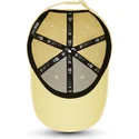 gelbe-verstellbare-9forty-sports-palm-tree-kappe-mit-gebogenem-schirm-von-new-era