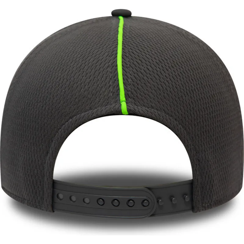 cepice-zaoblena-seda-snapback-feather-pipe-a-frame-new-york-yankees-mlb-new-era