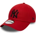 cepice-zaoblena-cervena-nastavitelny-9forty-league-essential-new-york-yankees-mlb-new-era