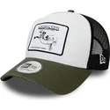 weisse-und-grune-trucker-kappe-character-a-frame-mickey-mouse-disney-von-new-era