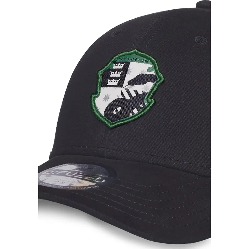 cepice-zaoblena-cerna-snapback-pro-deti-emblem-difuzed