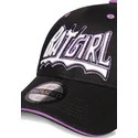 schwarze-snapback-kappe-mit-gebogenem-schirm-batgirl-dc-comics-von-difuzed