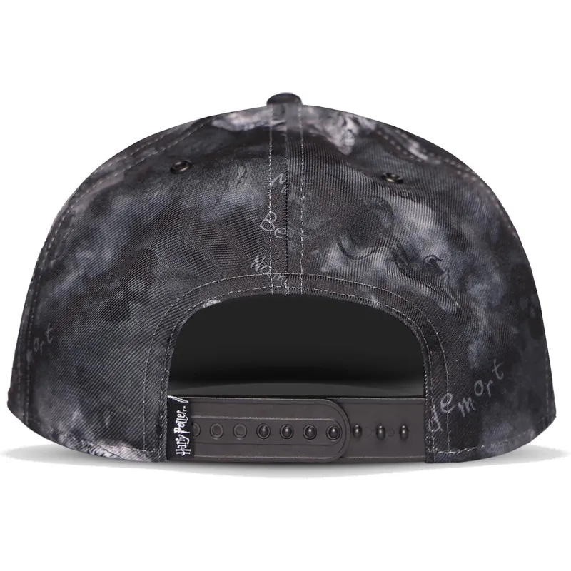 schwarze-flache-snapback-kappe-voldemort-all-over-printed-wizards-unite-harry-potter-von-difuzed
