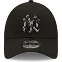cepice-zaoblena-cerna-nastavitelny-9forty-camo-infill-new-york-yankees-mlb-new-era