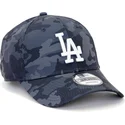 verstellbare-blaue-tarnungskappe-9forty-all-over-urban-print-los-angeles-dodgers-mlb-von-new-era
