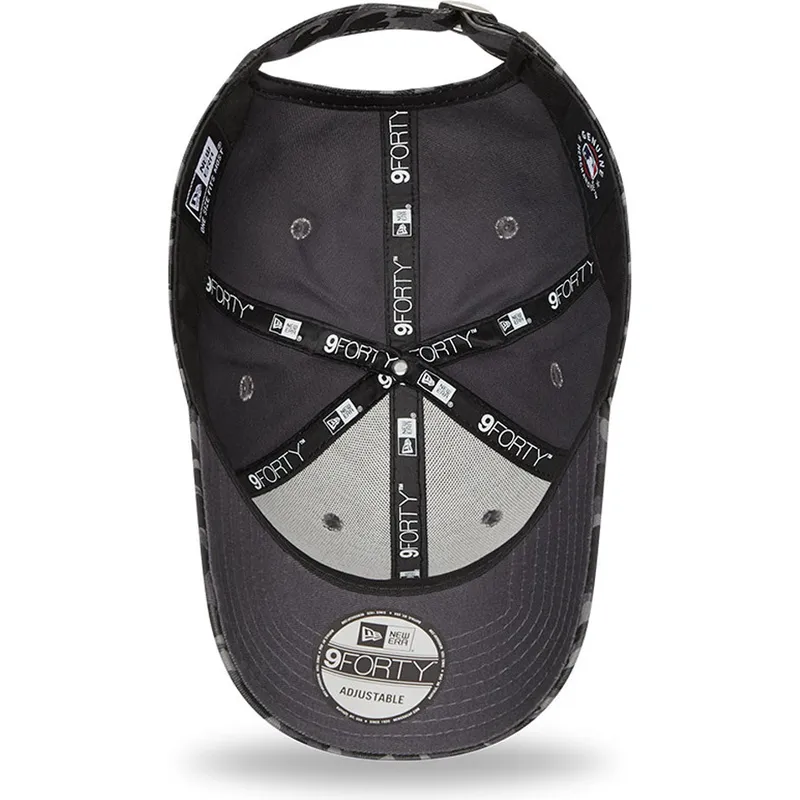 cap-zaoblena-camouflage-adjustable-strap-negro-9forty-all-over-camo-new-york-yankees-mlb-new-era