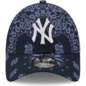 cepice-zaoblena-namornicka-modra-nastavitelny-9forty-paisley-print-new-york-yankees-mlb-new-era