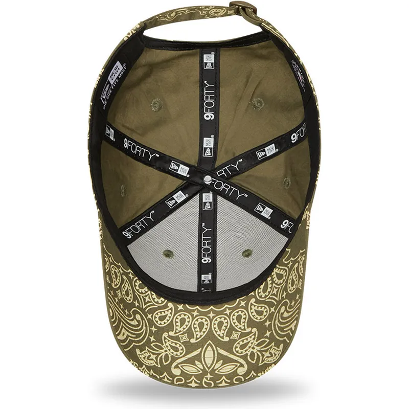 cepice-zaoblena-zelena-nastavitelny-9forty-paisley-print-new-york-yankees-mlb-new-era