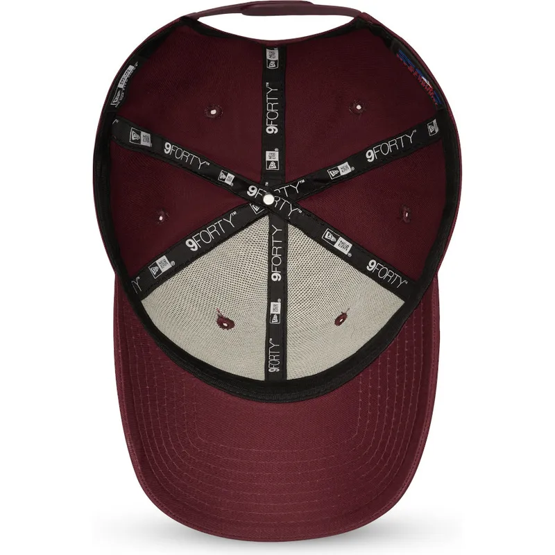 cepice-zaoblena-cervena-snapback-9forty-league-essential-new-york-yankees-mlb-new-era